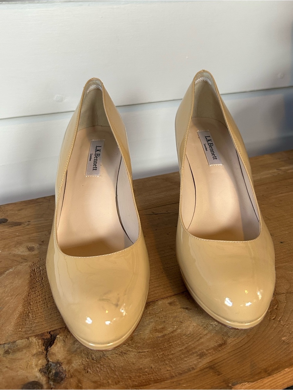 L.K. Bennett Camel Patent Leather Sledge Pumps 40.5 (9.5) - Picture 2 of 7